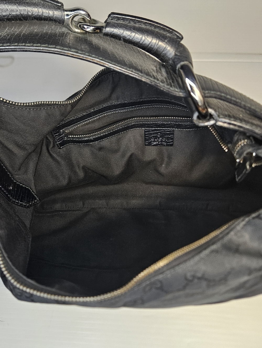 Authentic Gucci Black GG Canvas Horsebit Hobo Shoulder Bag Medium - Picture 13 of 16